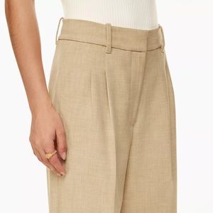 Aritzia Effortless Pant